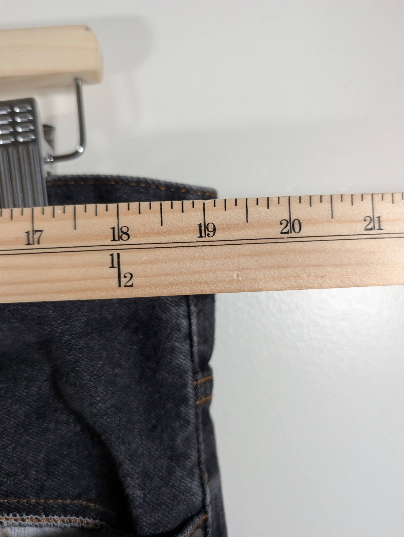 Calvin Klein Jeans - appears SZ 40