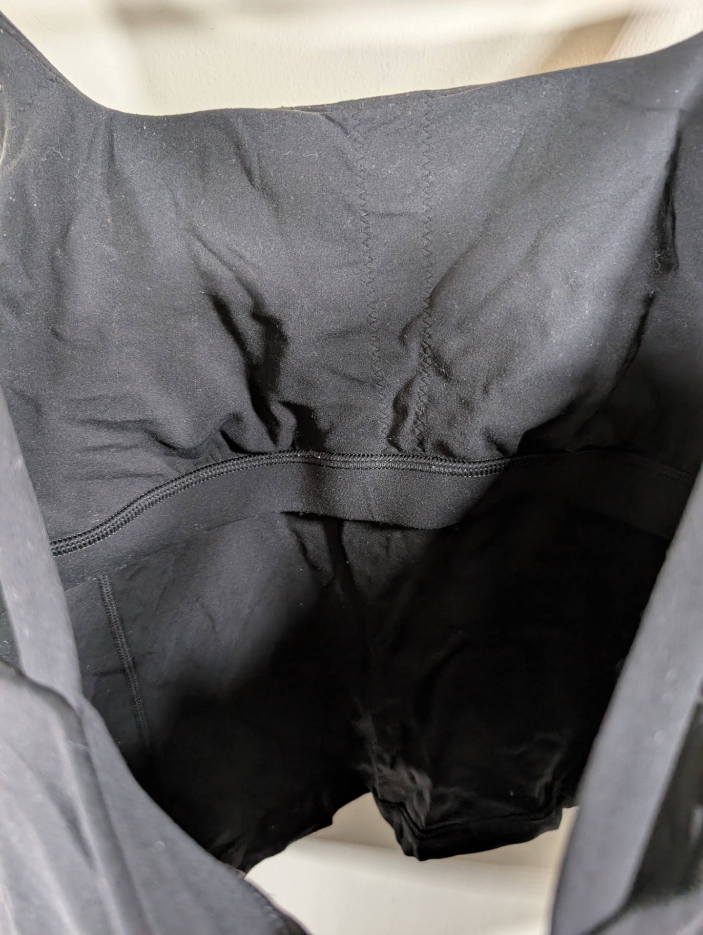 Lululemon black tank - SZ 10