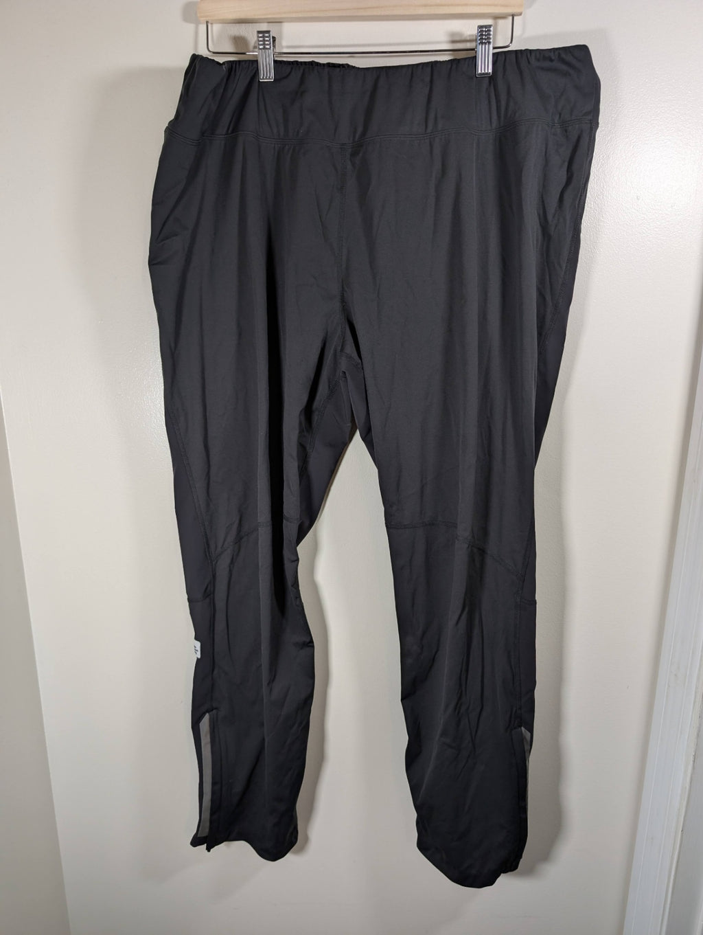 MEC waterproof pants- 2XL
