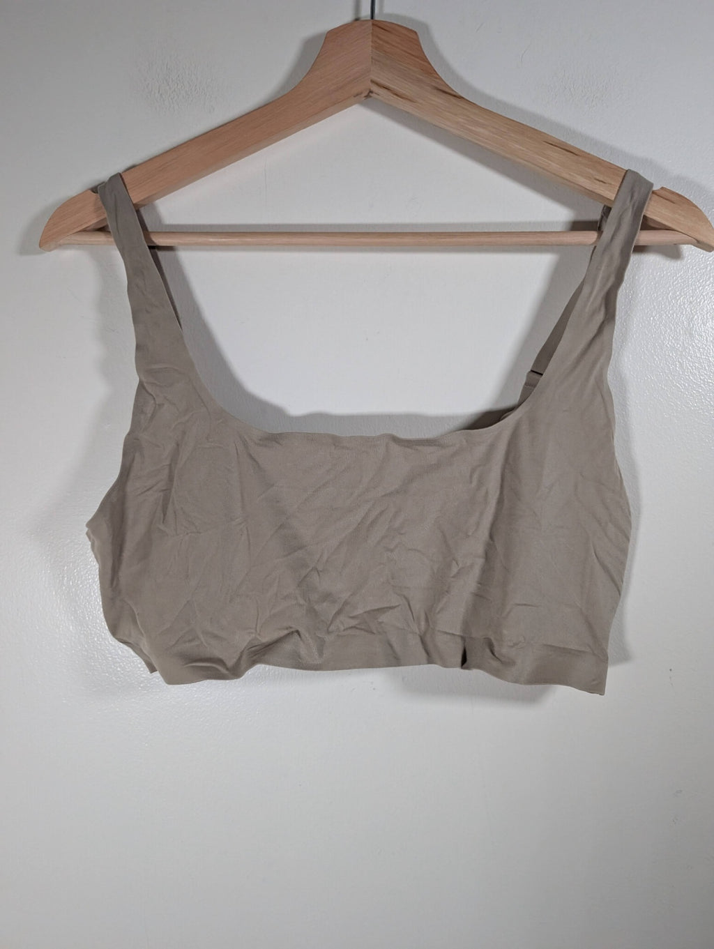 Lululemon tan bra- appears Large