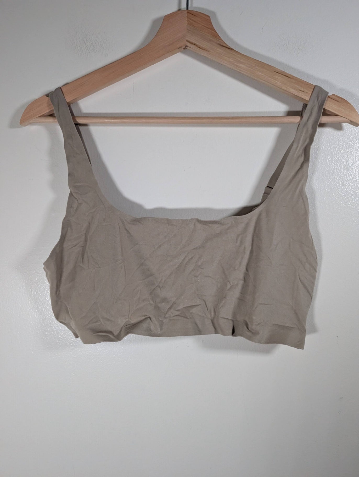 Lululemon tan bra- appears Large
