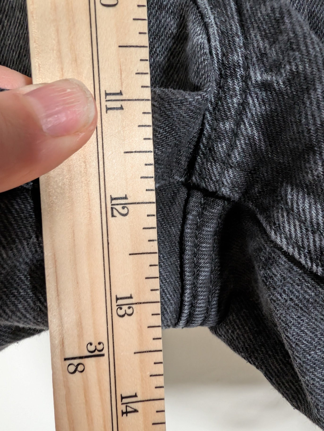 Old Navy black distressed shorts - 14