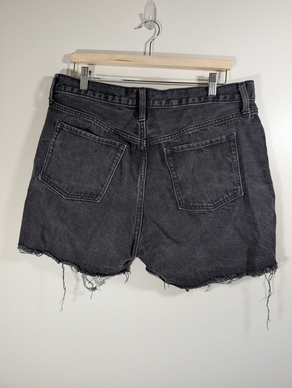 Old Navy black distressed shorts - 14