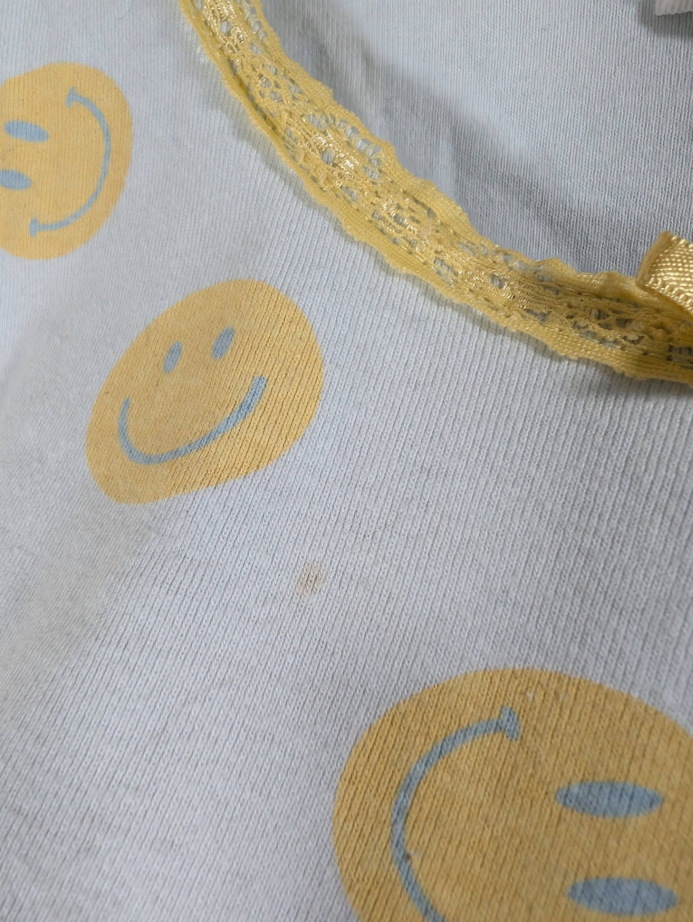 Messy Bun Just Chillin' smiley face tank - XL