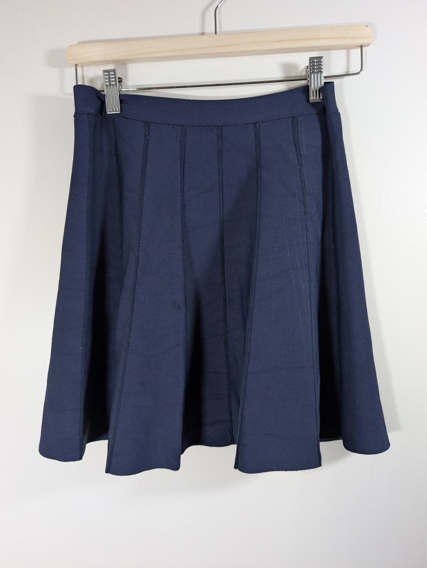 BCBG navy skirt - XS