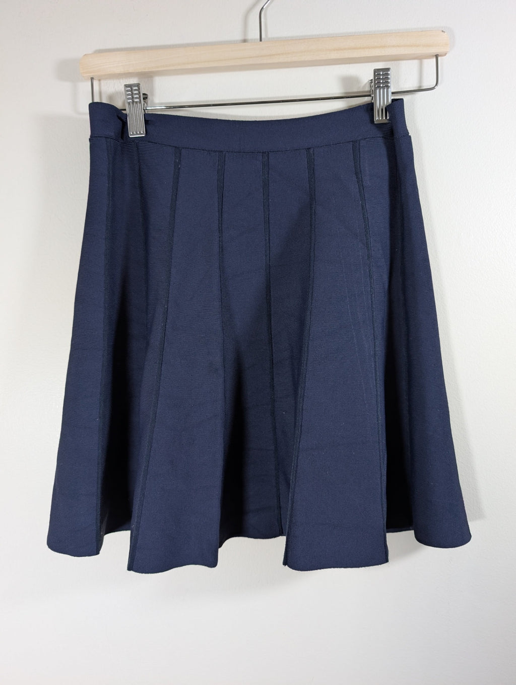 BCBG navy skirt - XS