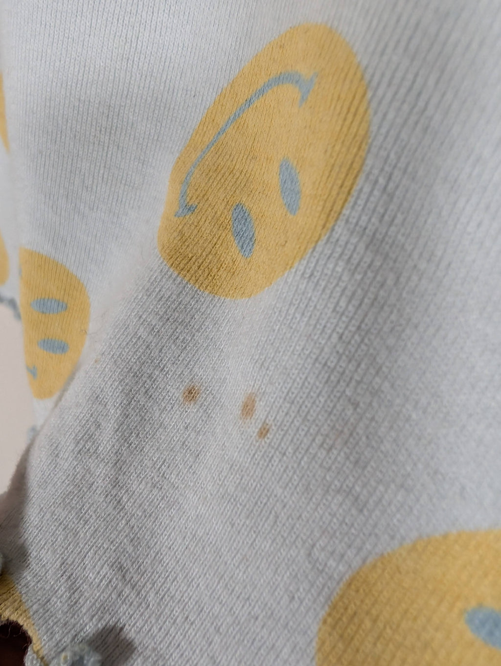 Messy Bun Just Chillin' smiley face tank - XL