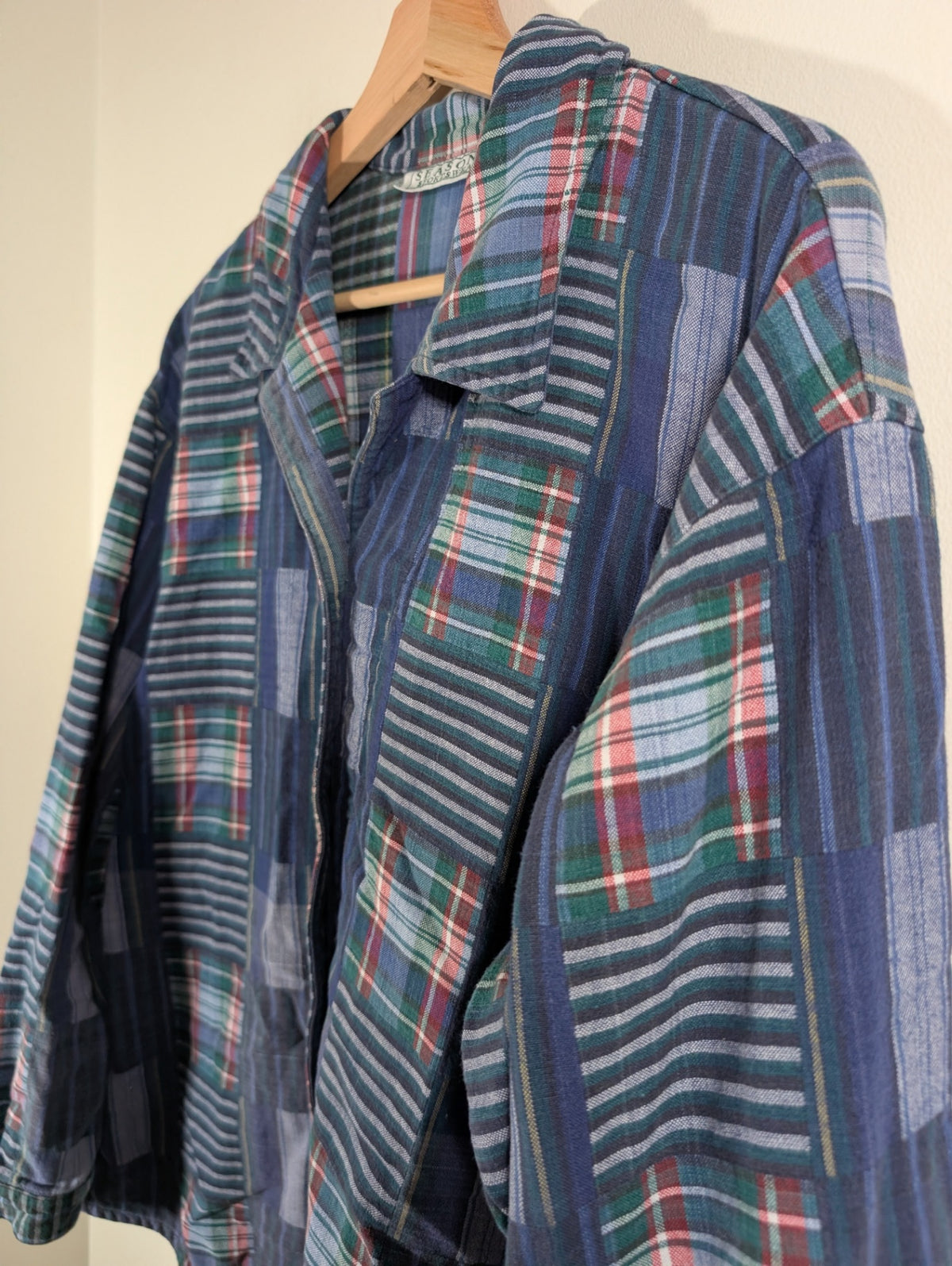 Seasons Sportswear button down - appears Large