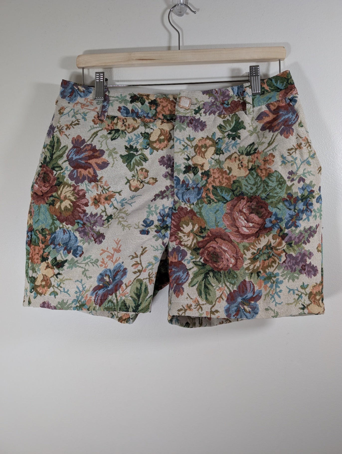 NWT Coalition LA vintage-style shorts - Medium
