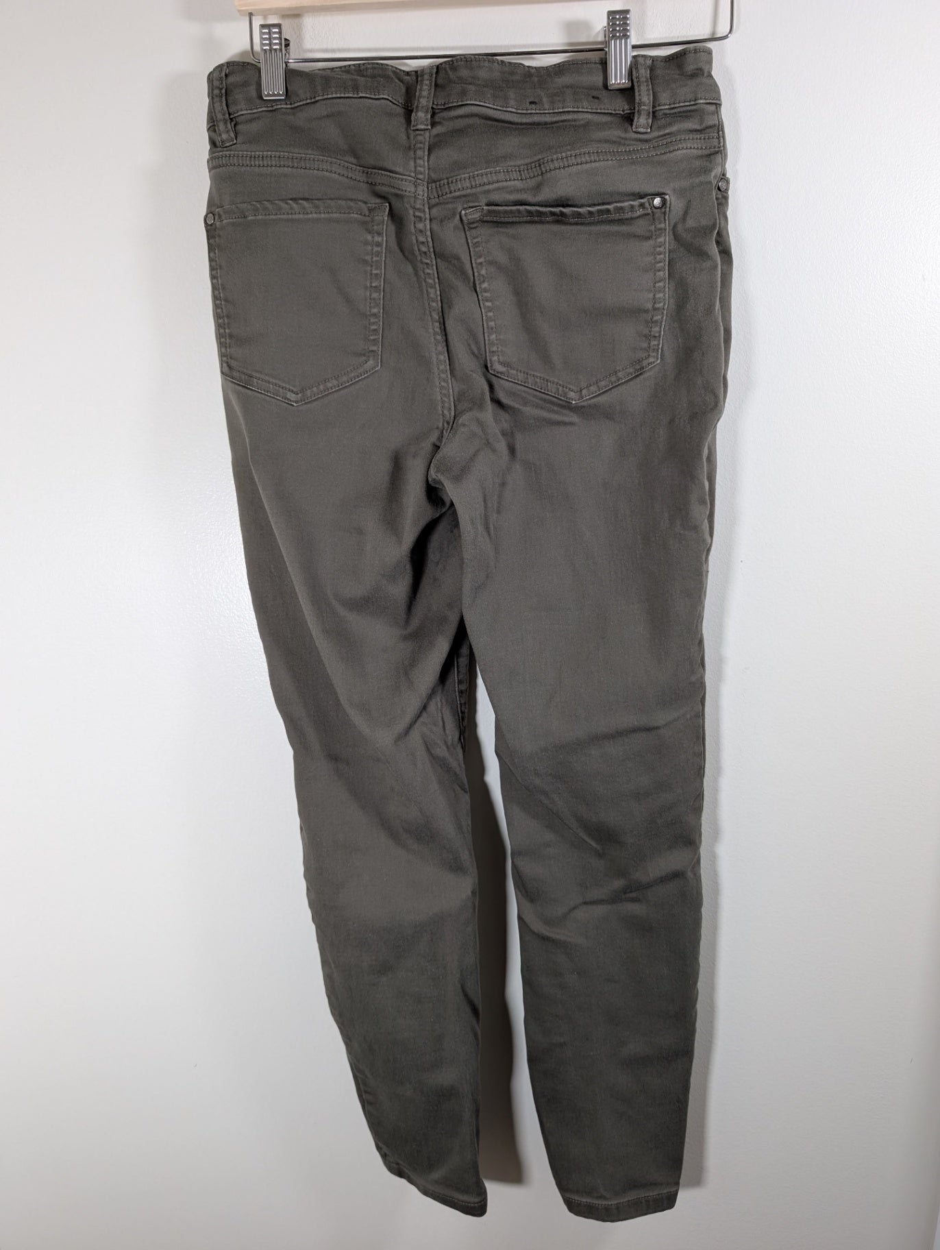 RW&Co. green Natalie jegging - Medium