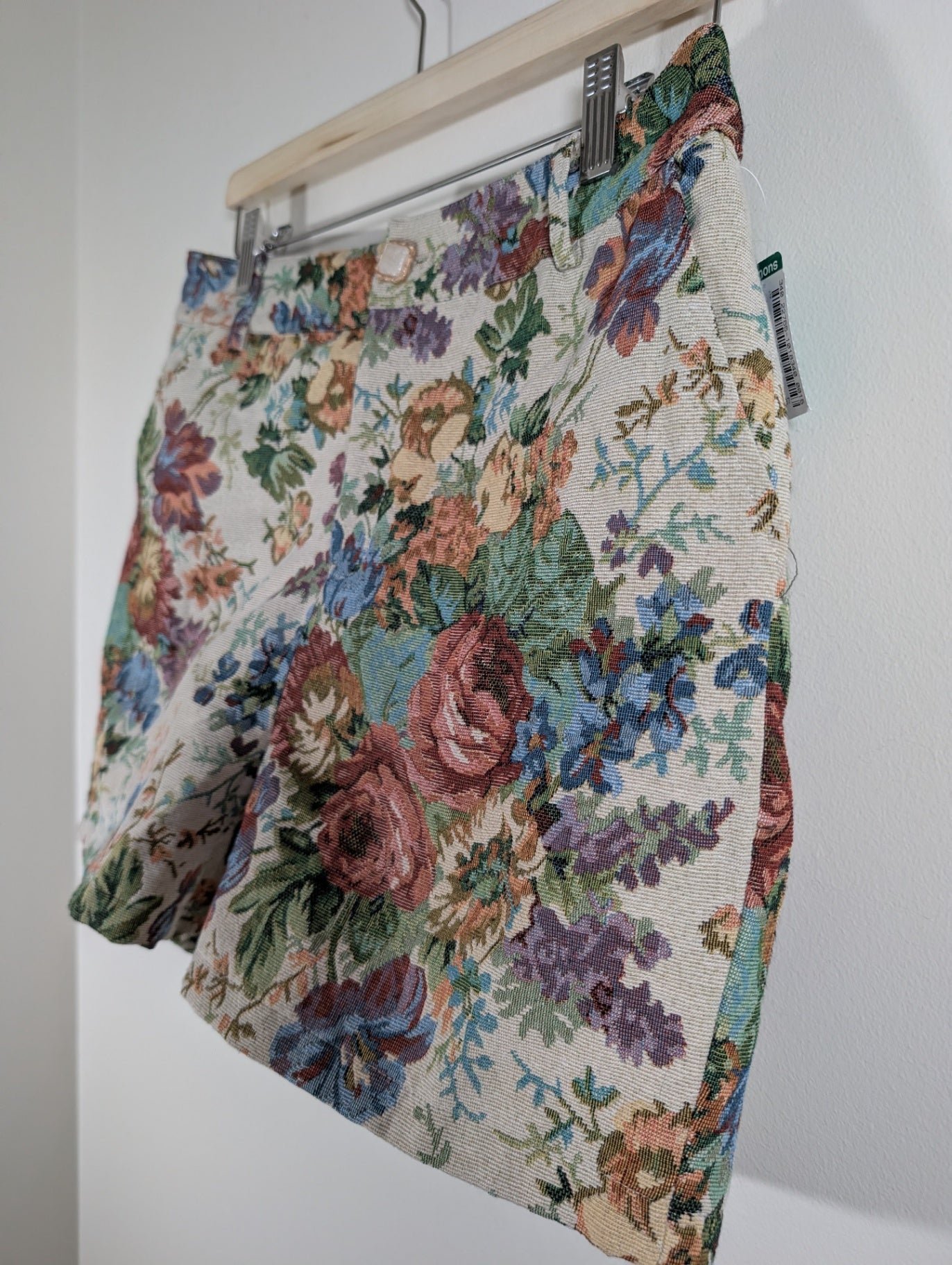 NWT Coalition LA vintage-style shorts - Medium