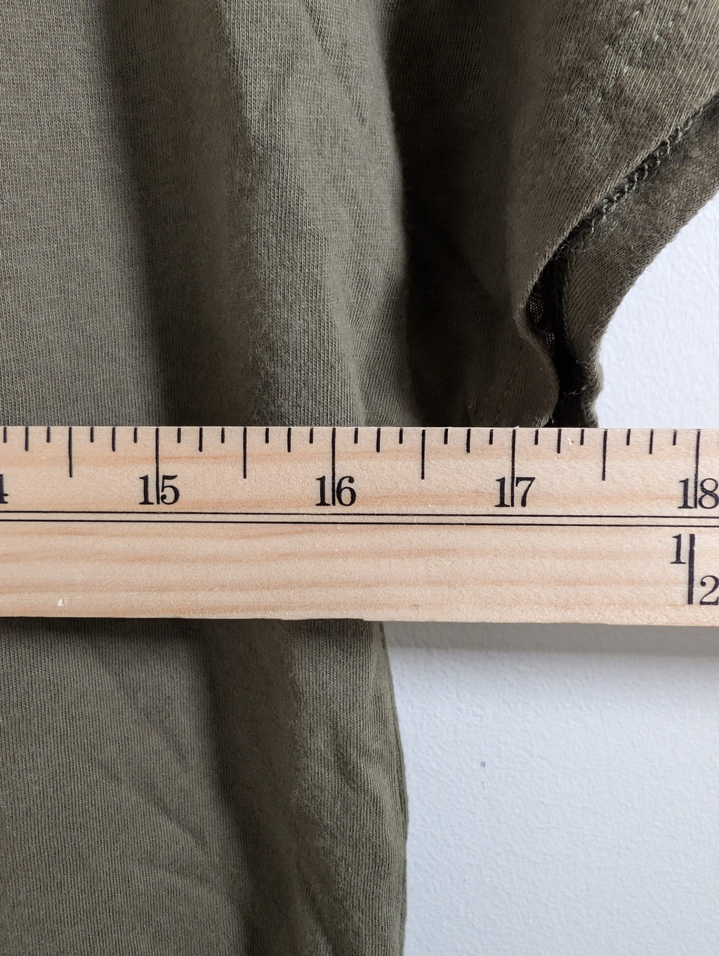 Green t-shirt - appears Small