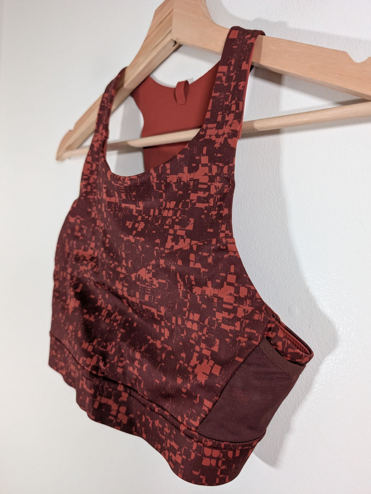 Brooks sports bra - appears small