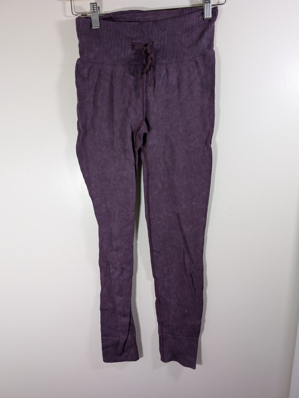 Pink Active purple leggings - Small