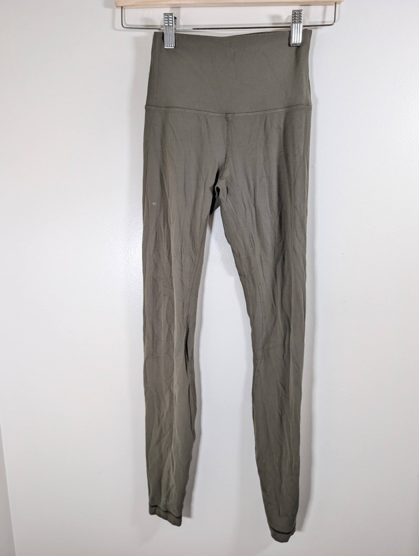Lululemon green leggings -SZ 2