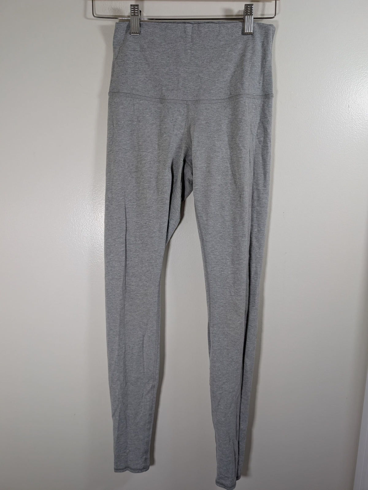 Lululemon grey leggings - appears SZ 2