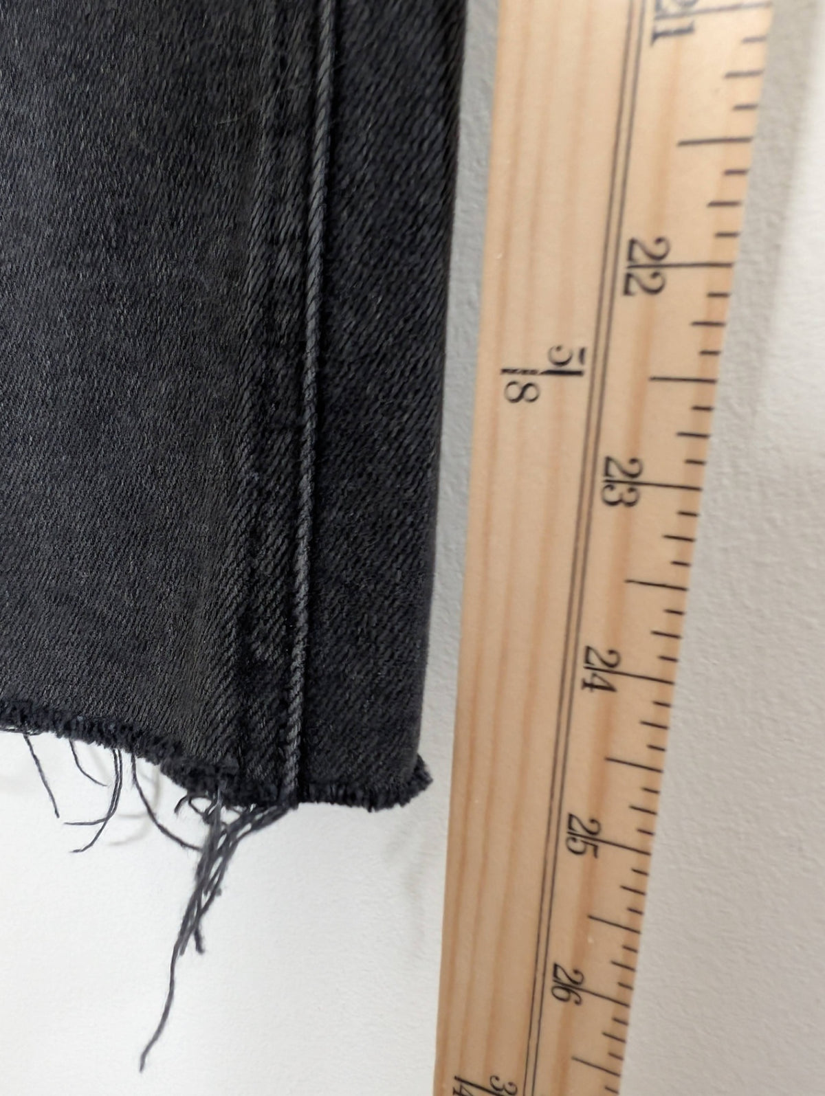 Denim Forum the arlo high rise straight black jeans - SZ 28
