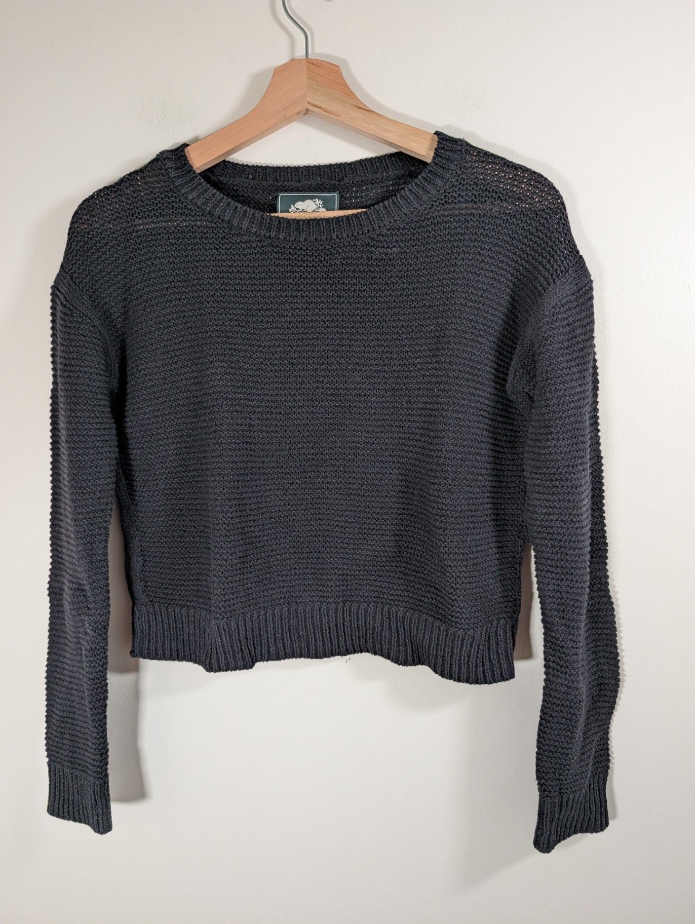 Roots black crop sweater - XS