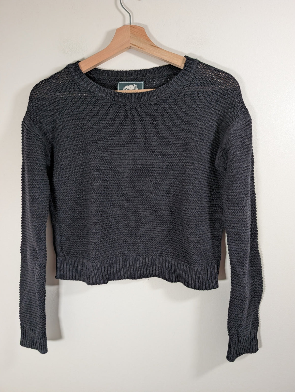 Roots black crop sweater - XS