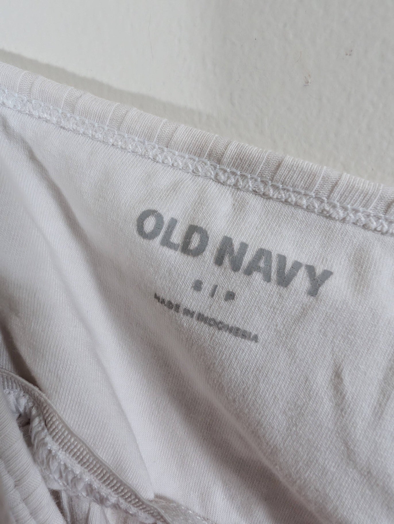 Old Navy white tank - Small
