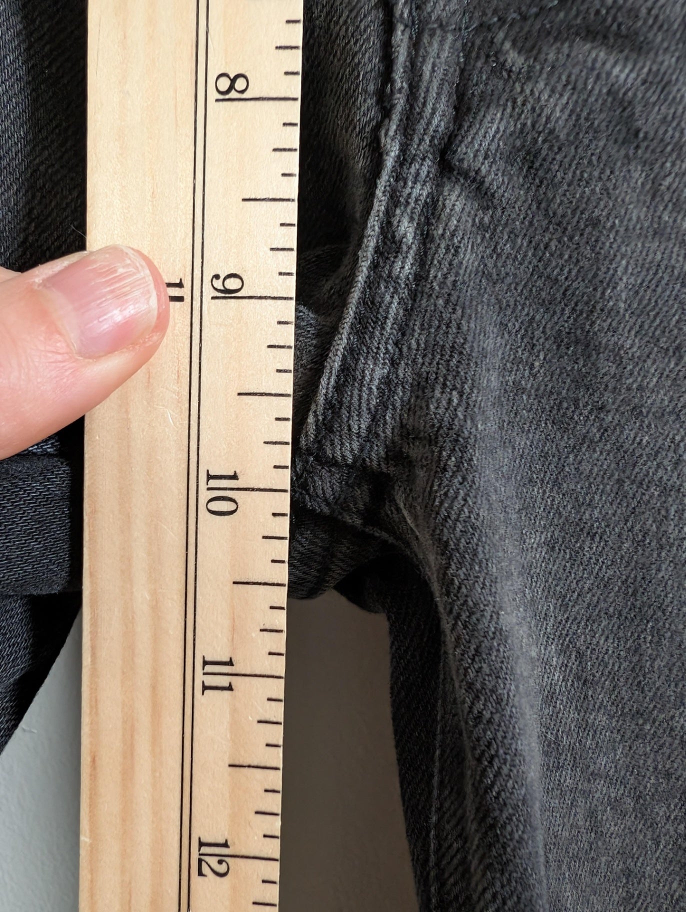 Denim Forum the arlo high rise straight black jeans - SZ 28