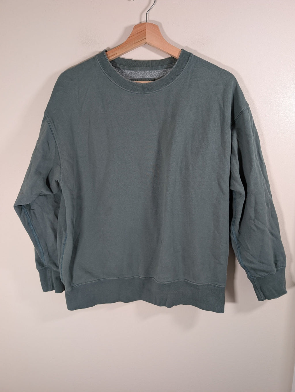 American Eagle green crewneck - XS