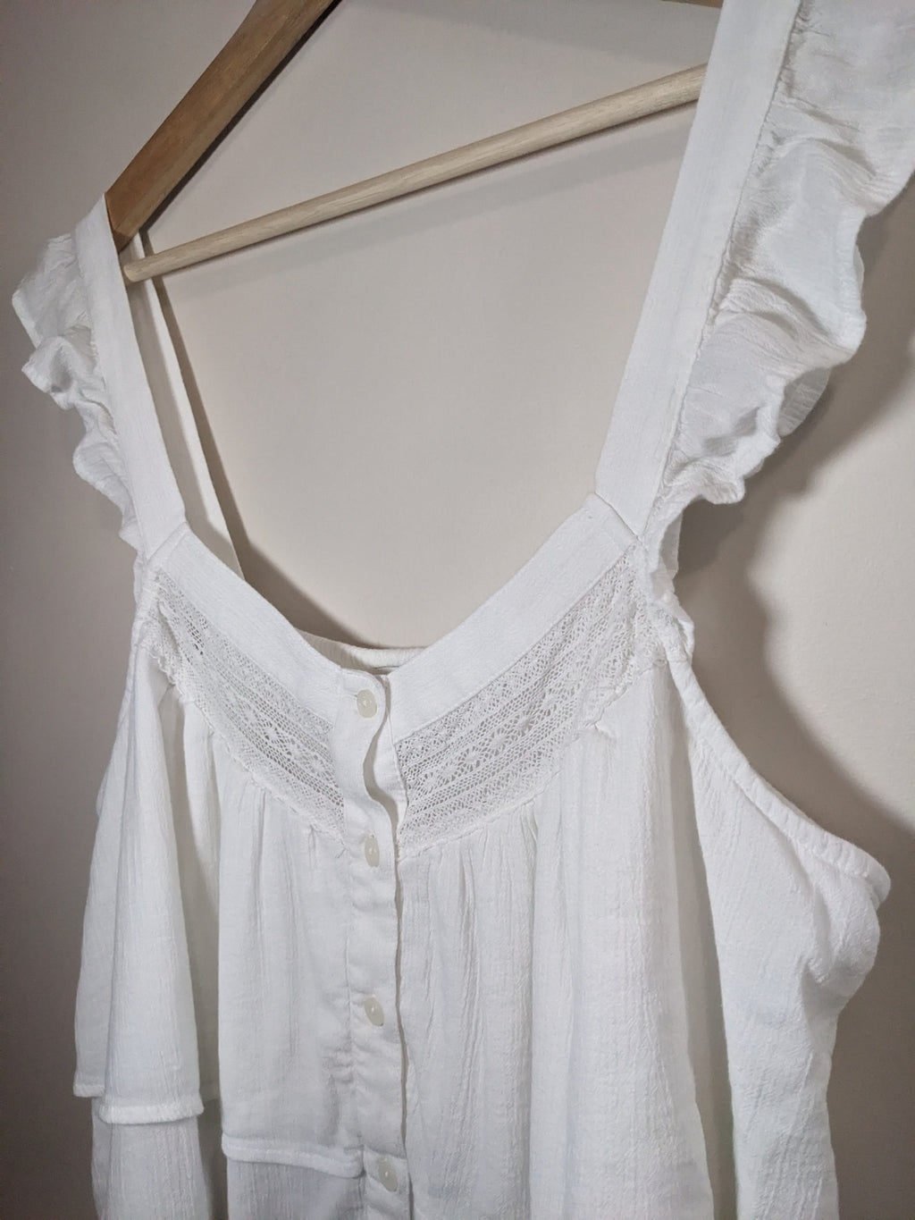 American Eagle White Tiered Tank - L