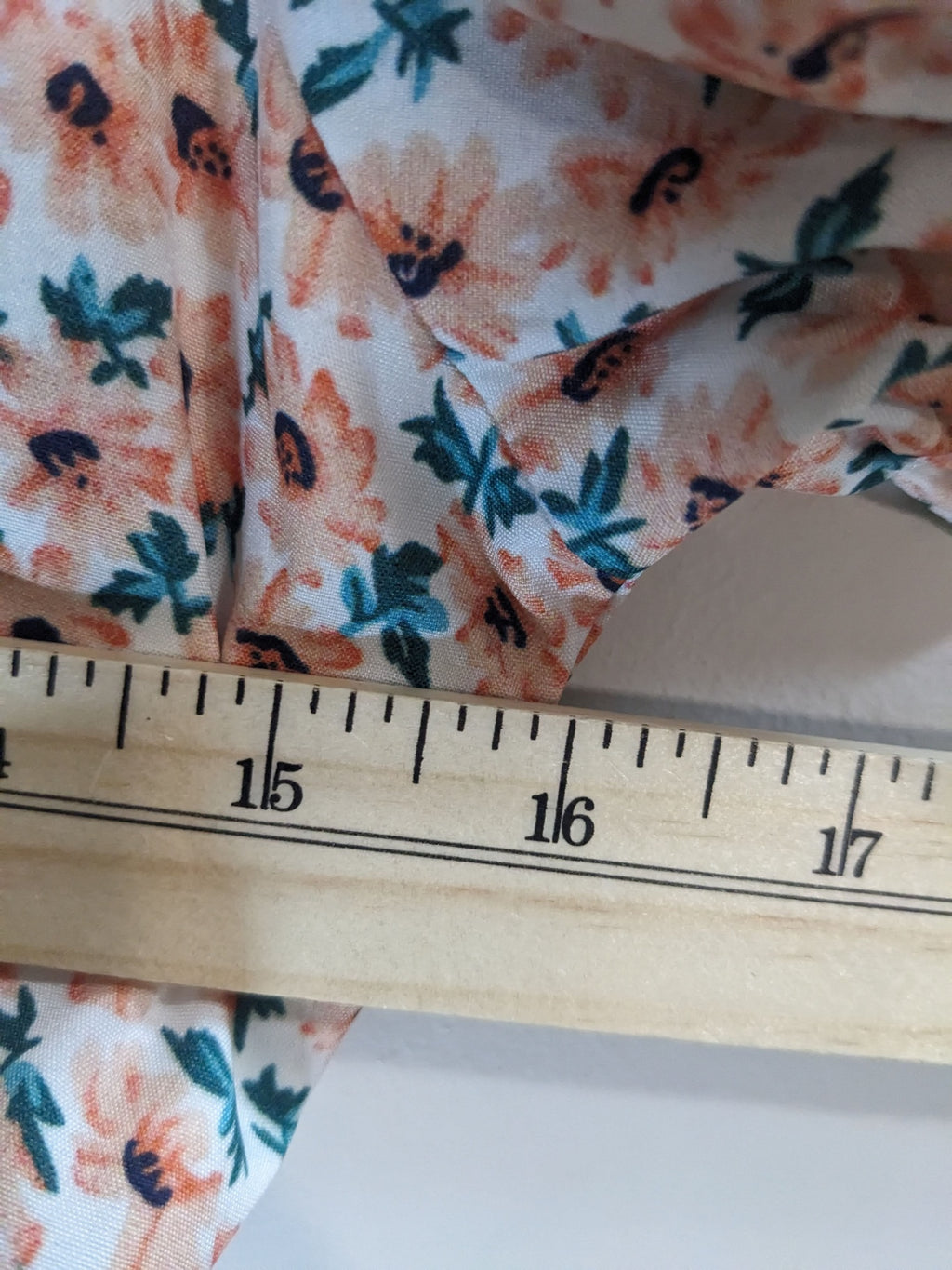 Crop Floral Blouse - M