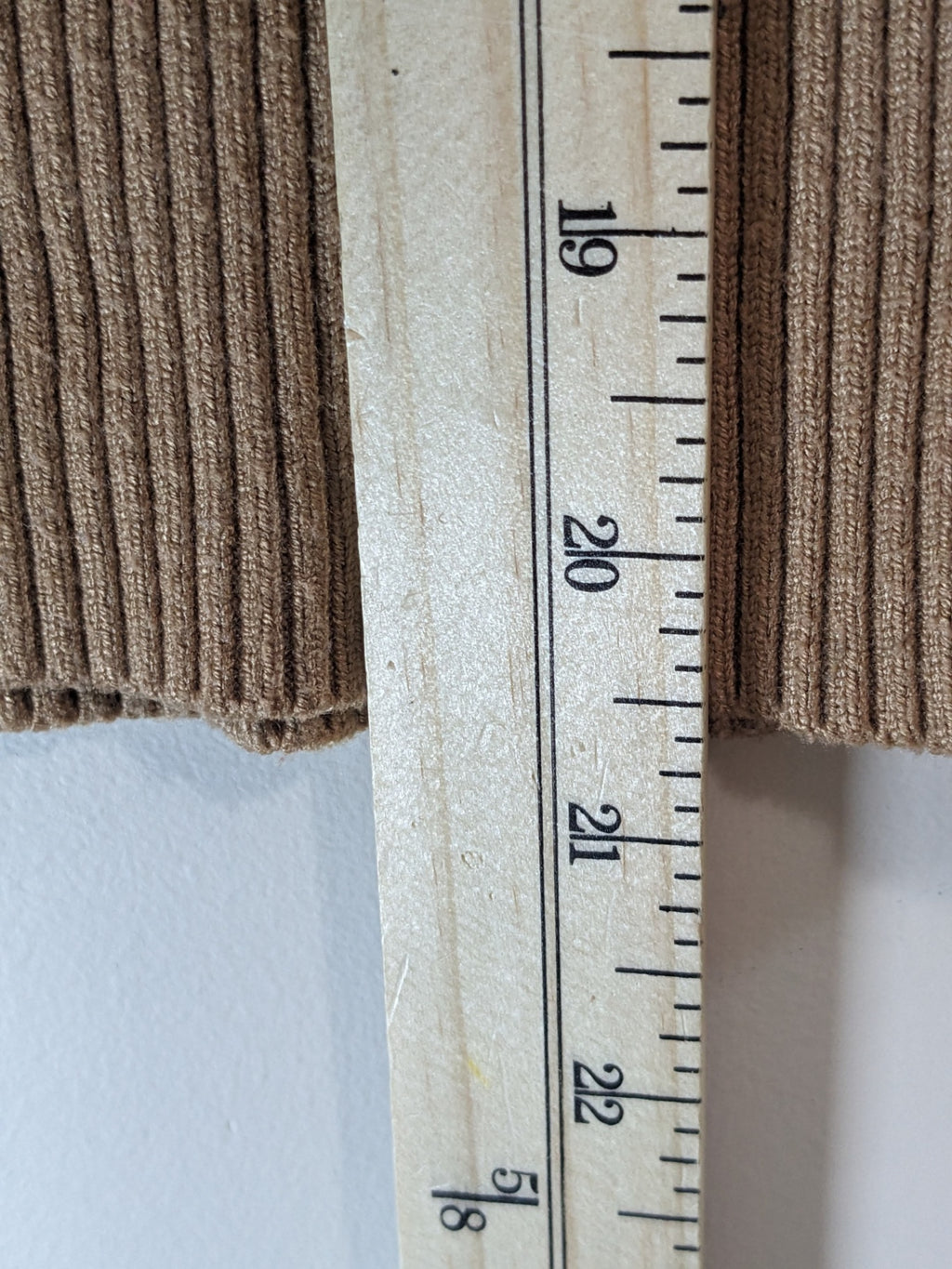 heartloom tan 1/4 zip vest - S