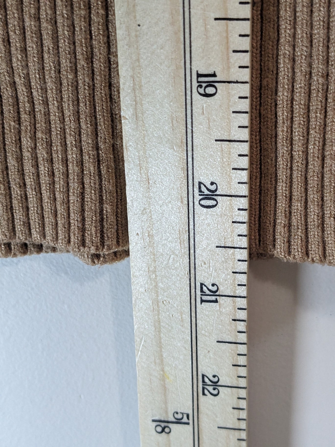 heartloom tan 1/4 zip vest - S