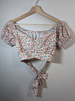 Crop Floral Blouse - M