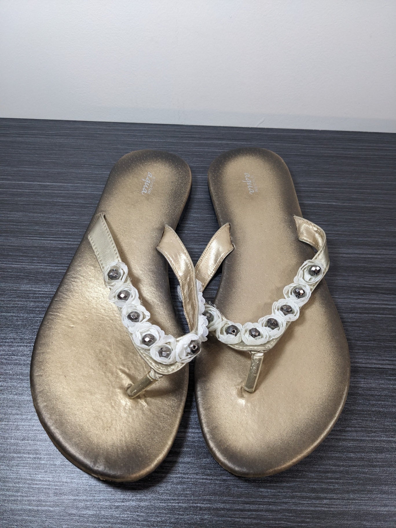 La Vie en Rose Aqua Floral Bead Sandals - sz 8