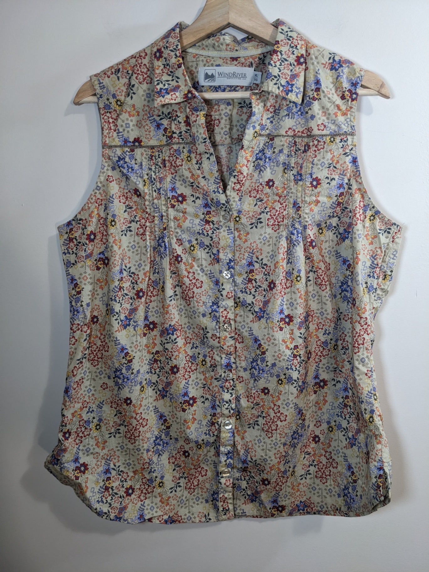 WindRiver Floral Sleeveless Blouse - XL