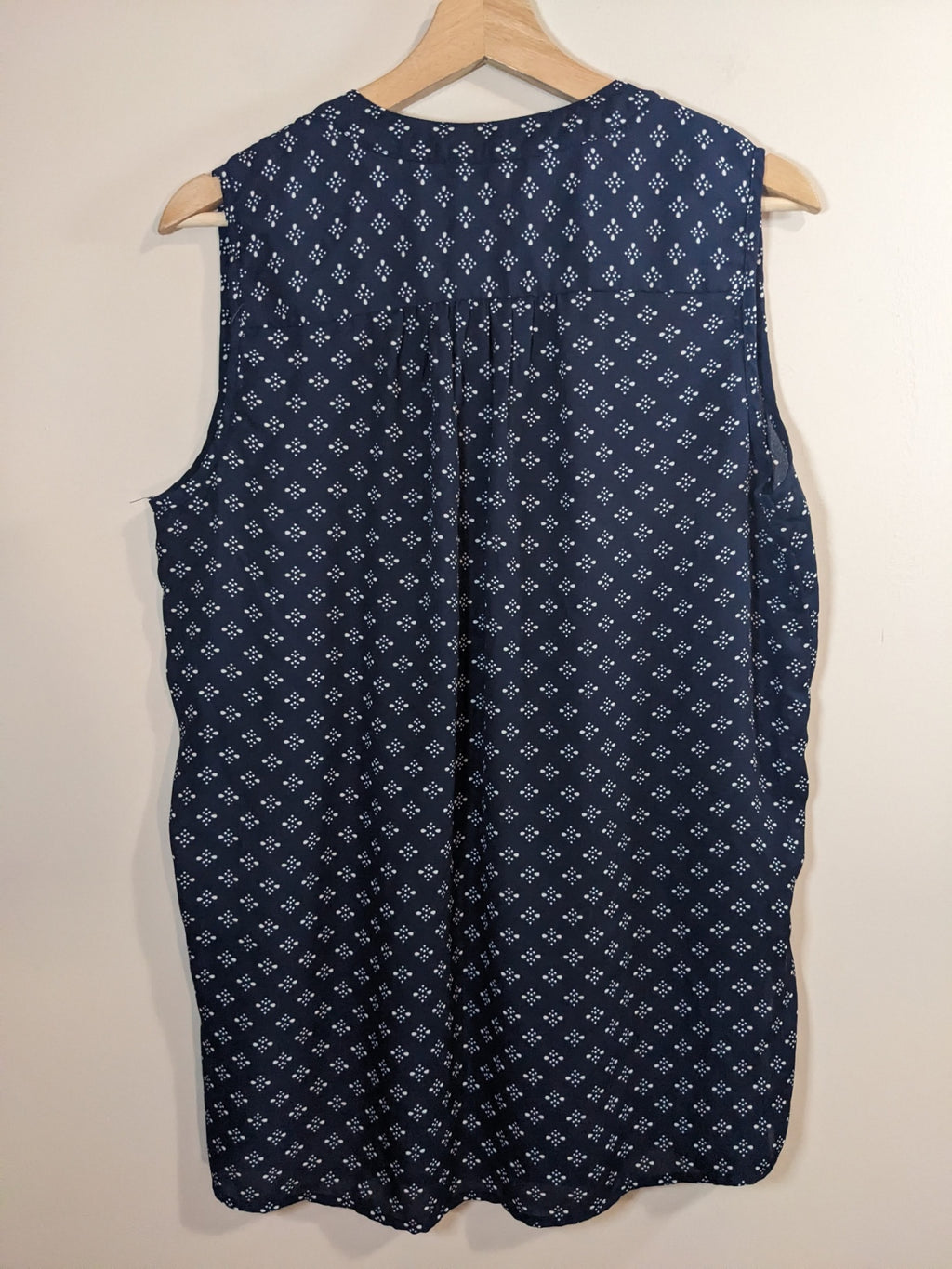 Alfred Sung Navy Patterned Blouse - L