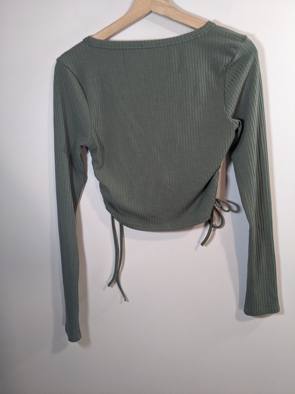 Forever 21 Olive Long Sleeve - S