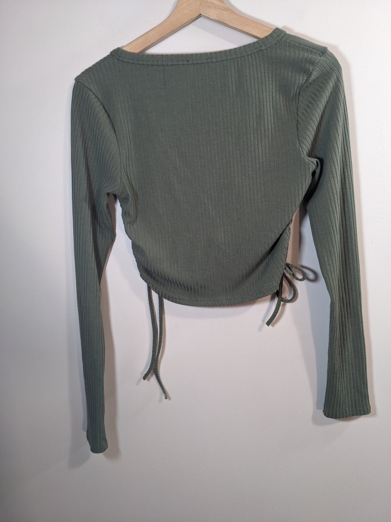 Forever 21 Olive Long Sleeve - S