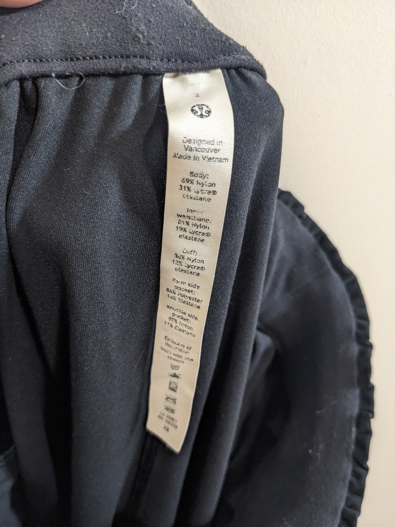Lululemon Black Joggers - sz 2