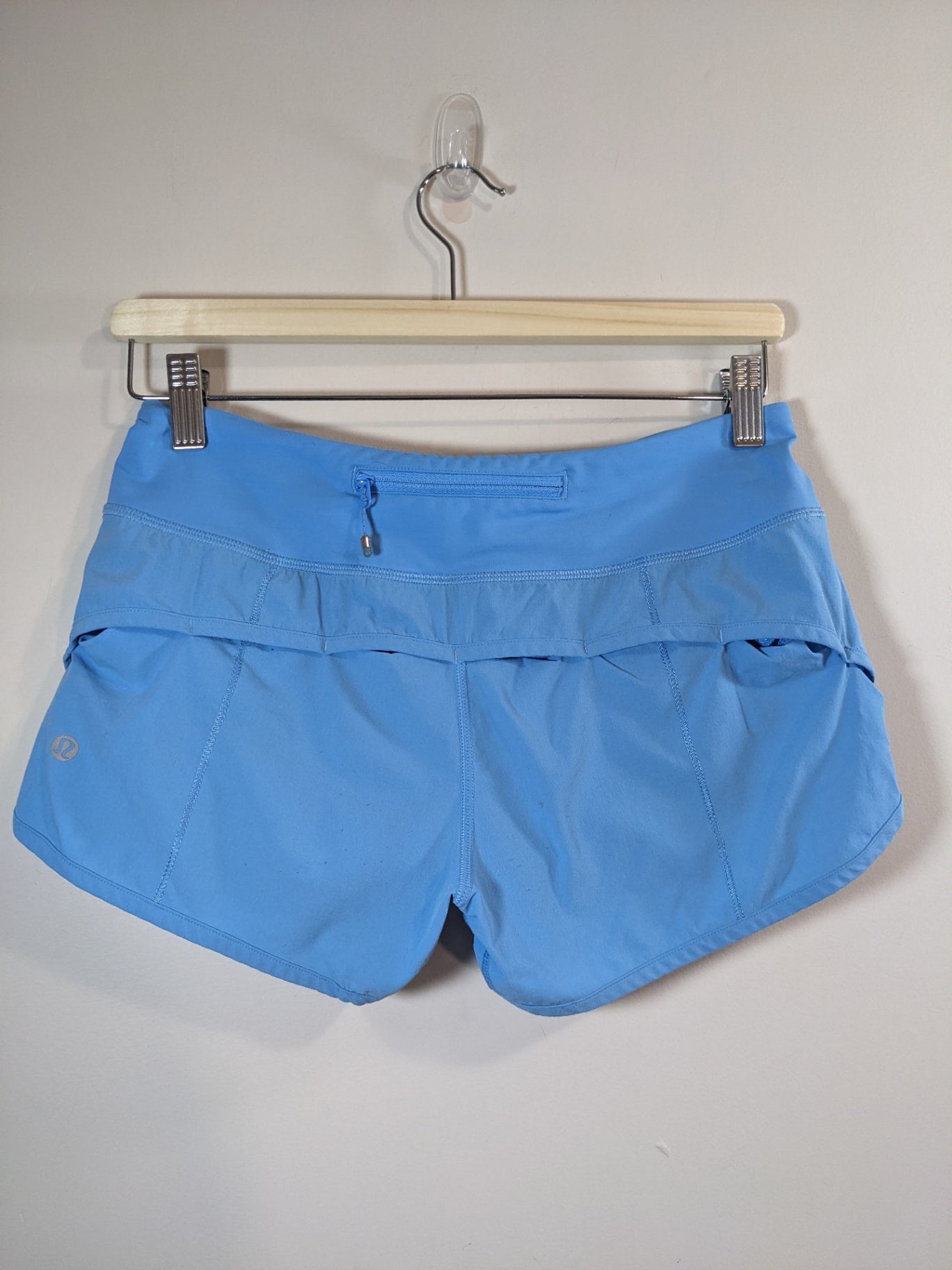 lululemon blue speed shorts - sz 4