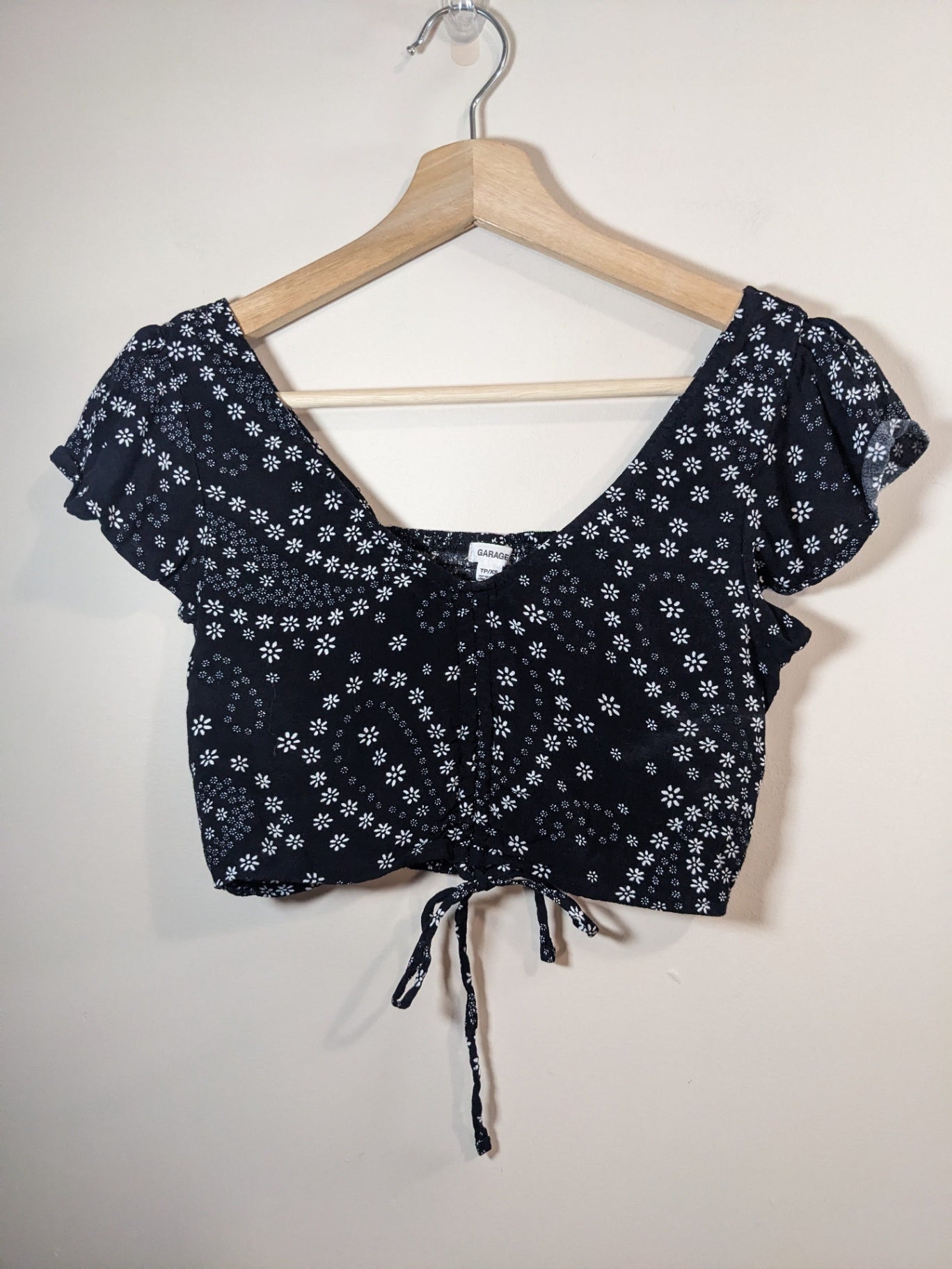 GARAGE Floral Crop Top - XS