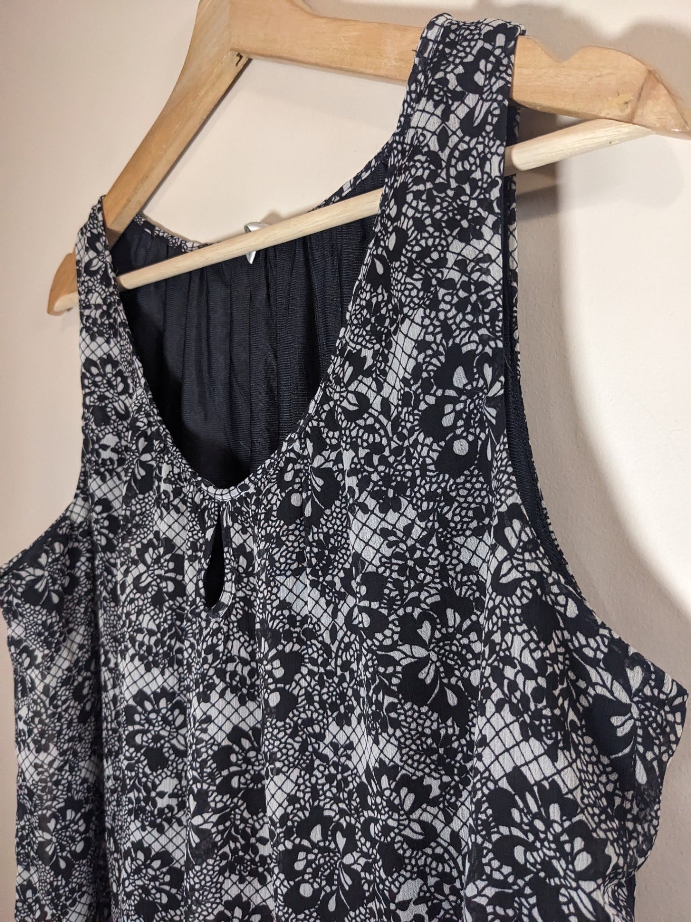 Northern Reflections Lace Pattern Blouse - XL
