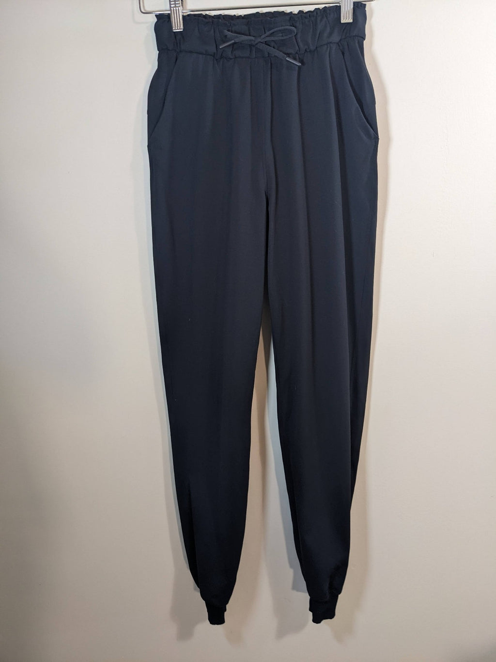 Lululemon Black Joggers - sz 2