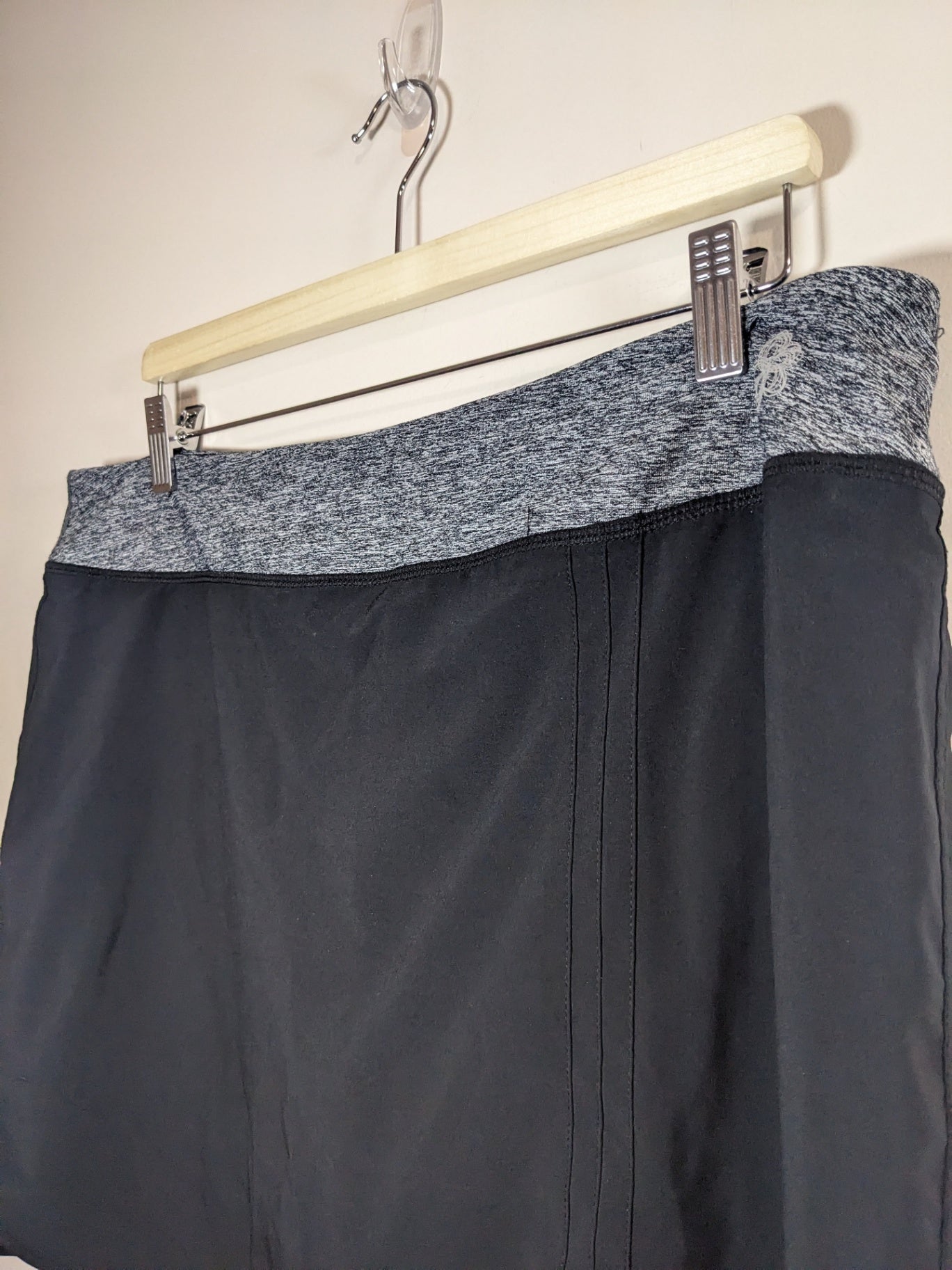 tuff athletics black skort - XL