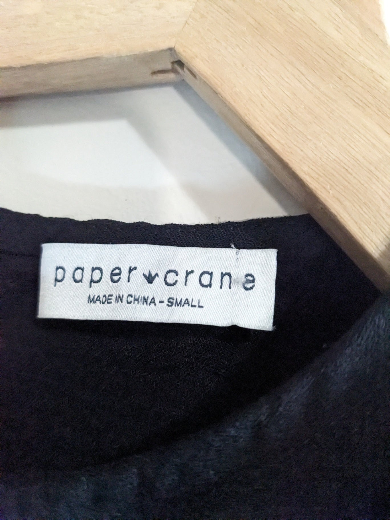 paper crane black crop blouse - S