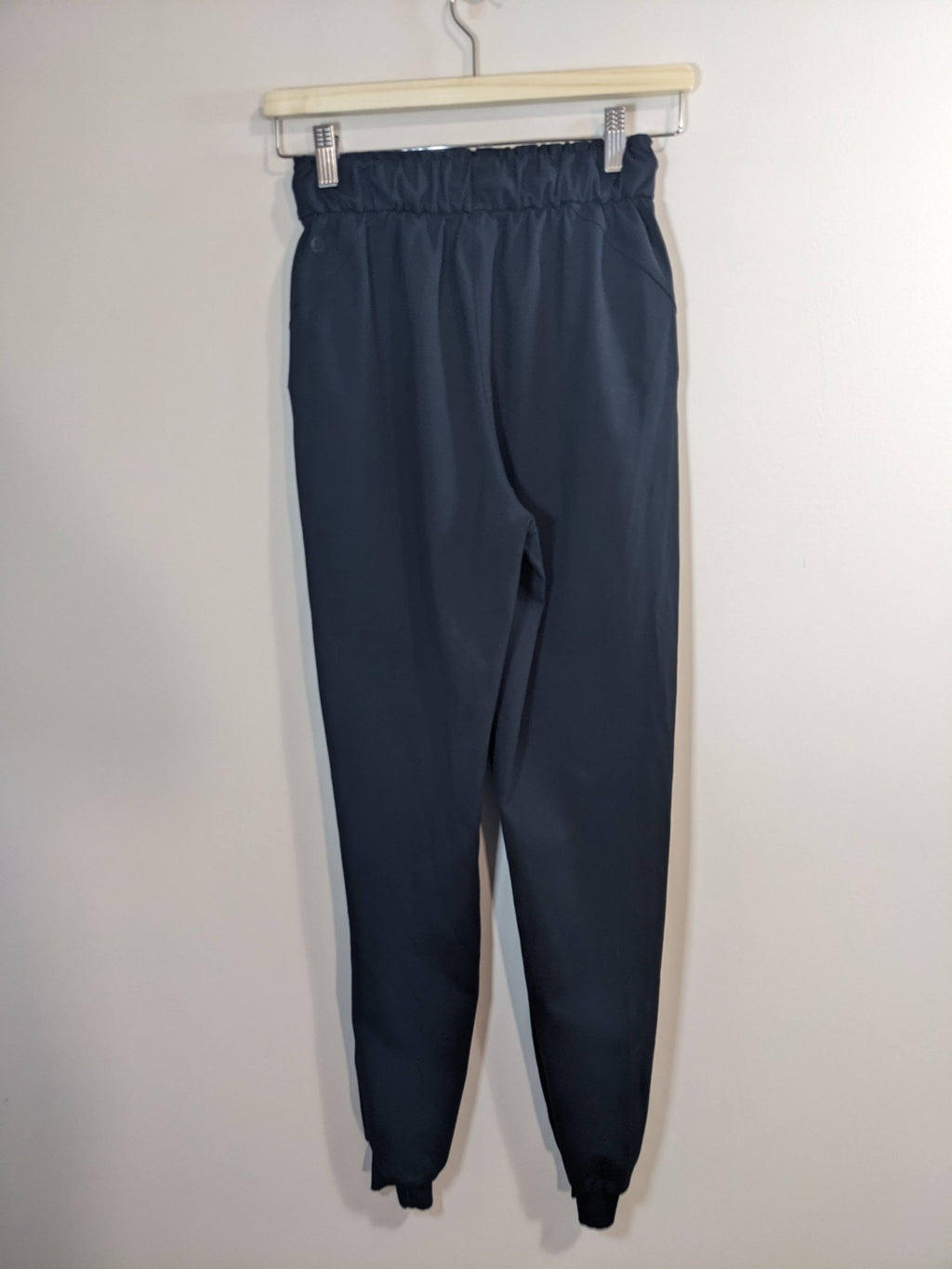 Lululemon Black Joggers - sz 2