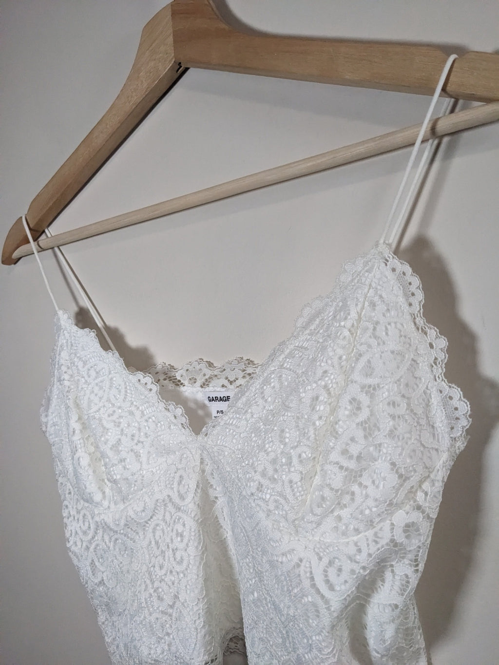 Garage Lace Crop Tank - S