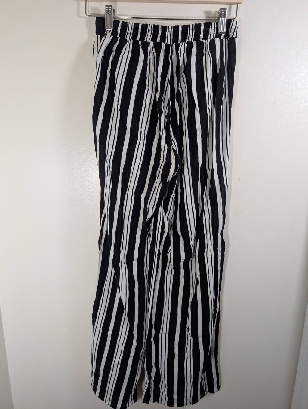 Unknown brand striped pants - Small