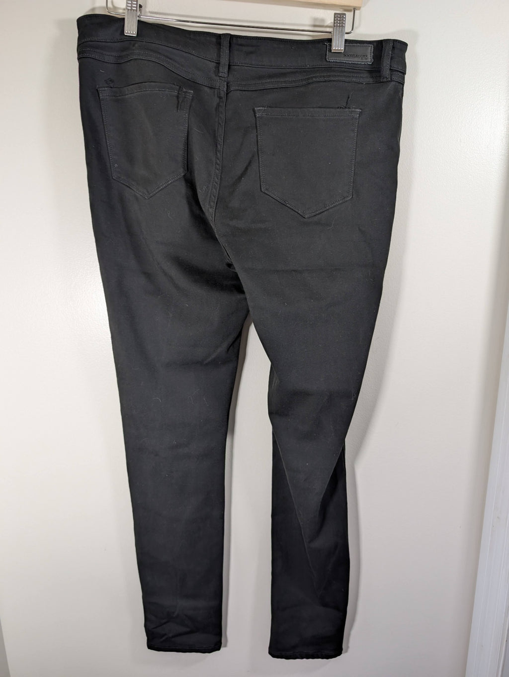 Bootlegger black jeans - appears SZ 36