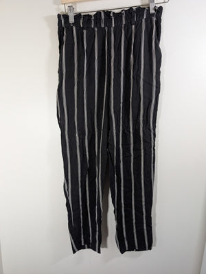 Unknown brand striped pants  - 4