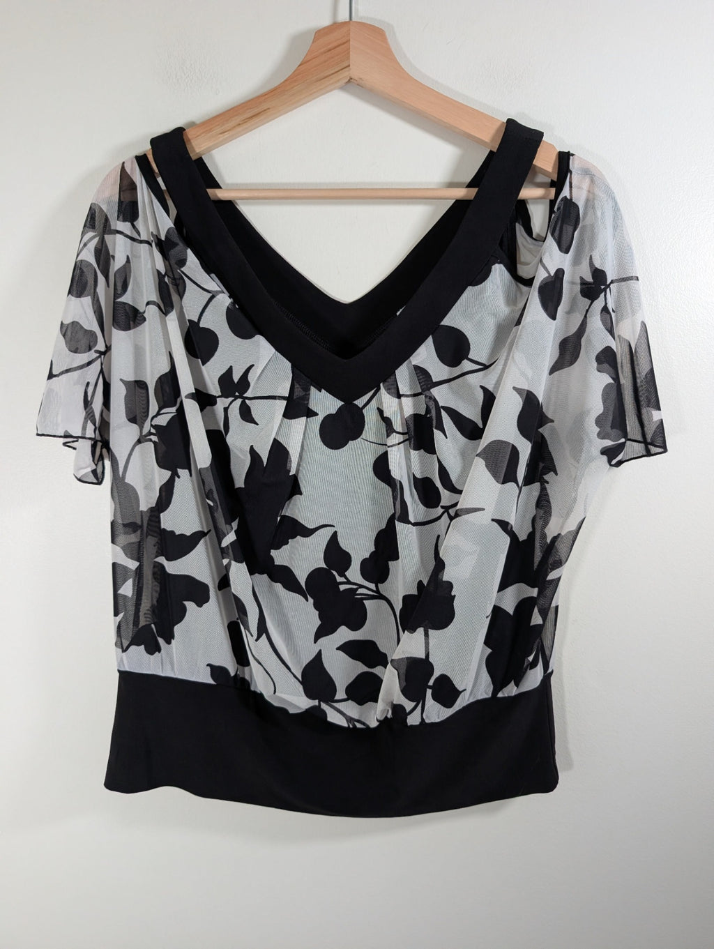 Unknown brand floral blouse - Medium
