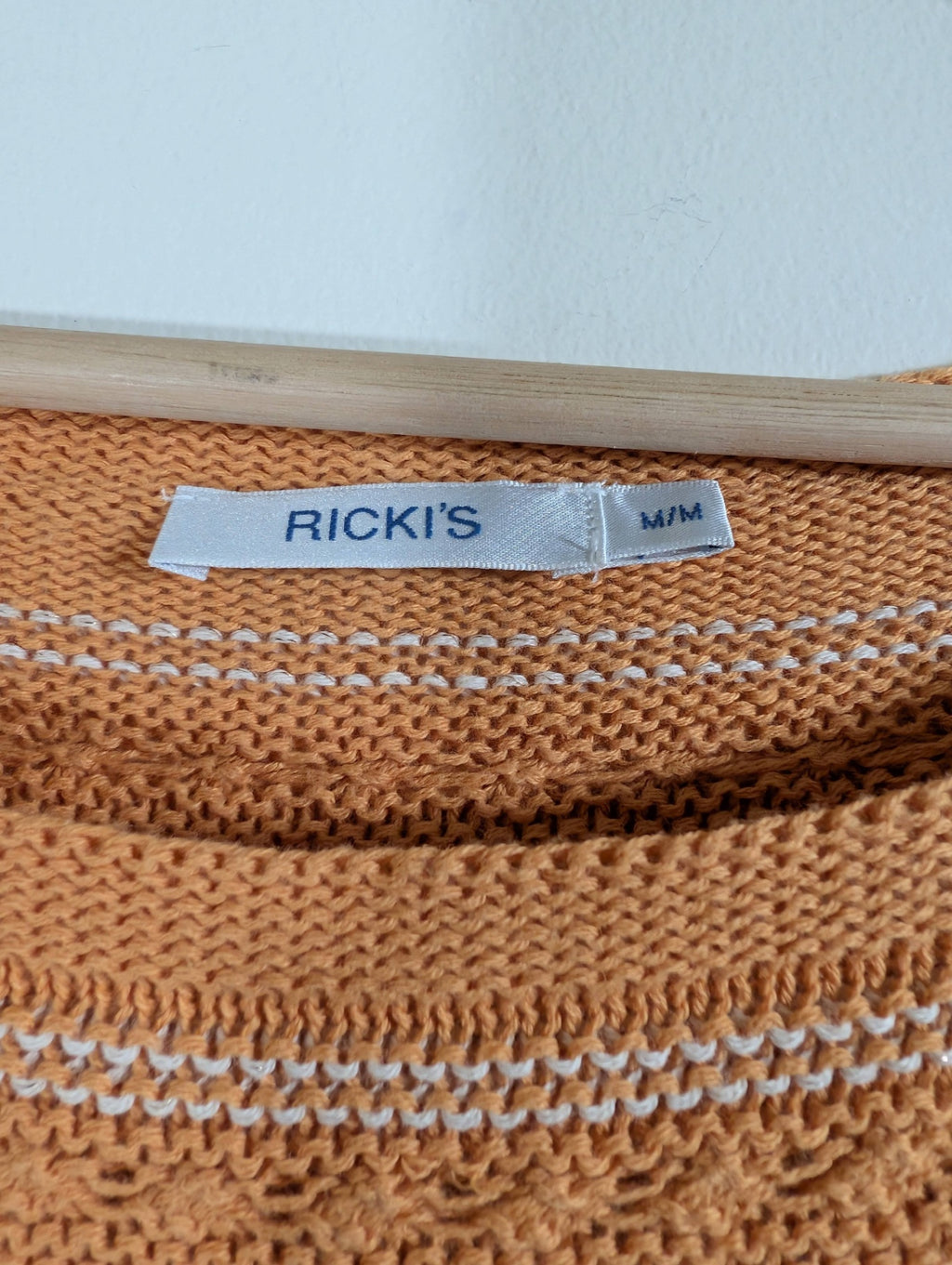 Ricki's orange knit blouse - Medium